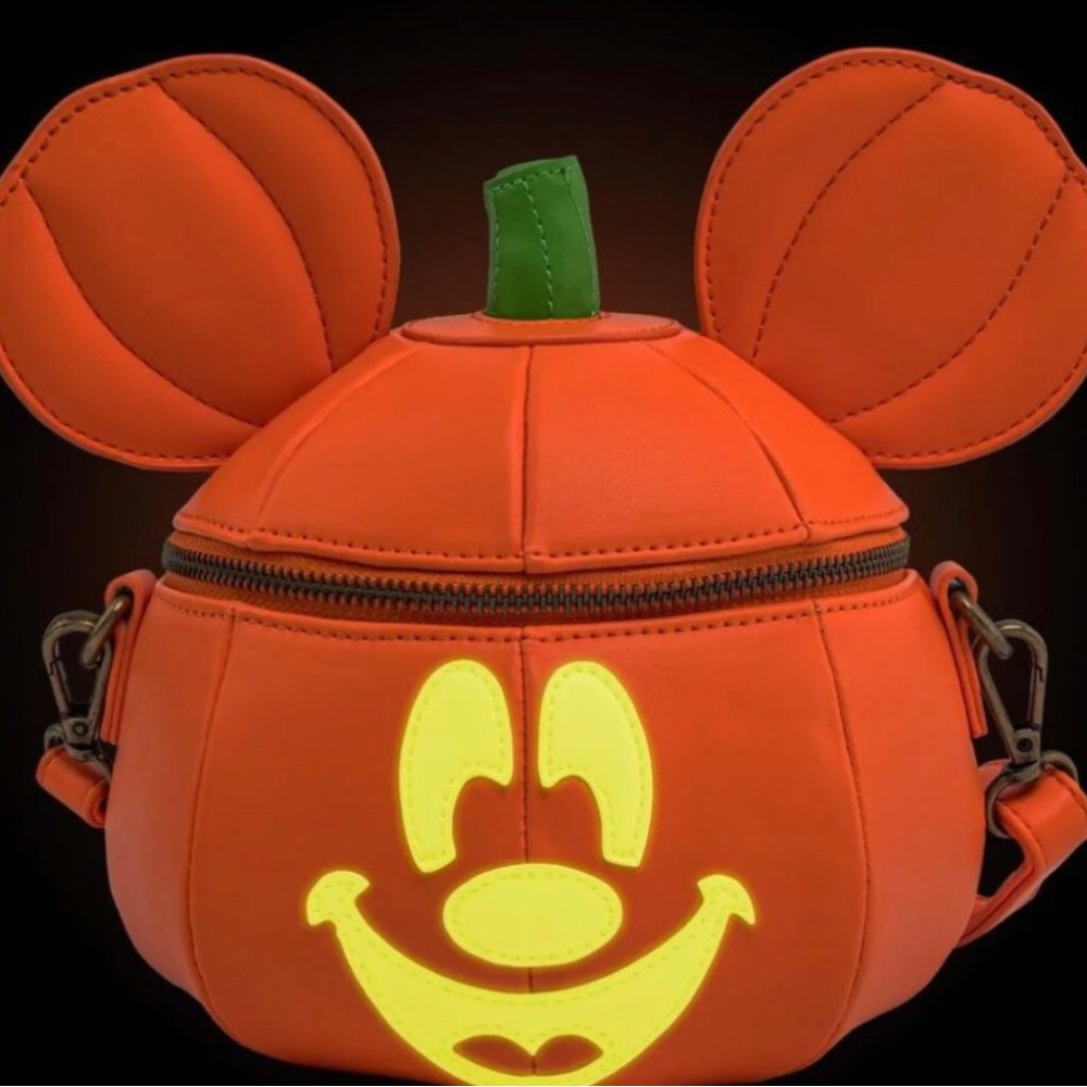 Loungefly Disney Mickey-O-Lantern Crossbody Pumpkin Crossbody Bag - Picture 1 of 7